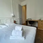 Rent 2 bedroom apartment of 90 m² in Lyon