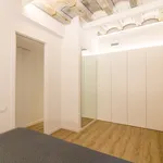 Rent 1 bedroom apartment of 60 m² in Barcelona