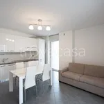 Rent 2 bedroom apartment of 65 m² in Milano