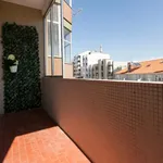 Rent 2 bedroom apartment in Porto