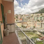 Affitto 4 camera appartamento di 62 m² in Genoa