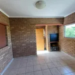 Rent 2 bedroom apartment in Pretoria