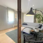 Alquilo 2 dormitorio casa de 122 m² en Madrid