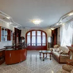 Rent 6 bedroom apartment of 250 m² in Bucharest