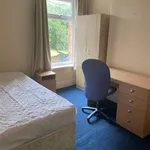 Rent 4 bedroom house in Yorkshire And The Humber