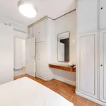 Rent a room of 171 m² in milan