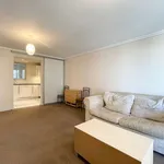 Rent 3 bedroom flat in Brighton