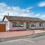 Rent 4 bedroom house in Scotland