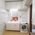 Rent 4 bedroom apartment of 105 m² in Budapest