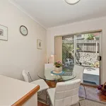 Rent 3 bedroom house in queanbeyan west