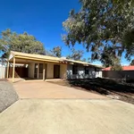 Rent 3 bedroom house in Roxby Downs