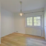 Maison de 200 m² avec 3 chambre(s) en location à Rixensart