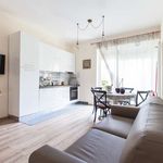 Rent a room of 80 m² in Roma