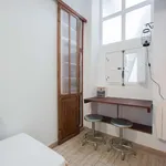 Rent a room of 90 m² in valencia