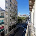 Rent a room in lisbon