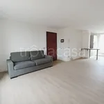 Rent 3 bedroom apartment of 105 m² in Bresso