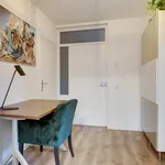 Huur 2 slaapkamer appartement van 73 m² in Over het Lange Water