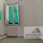 Affitto 3 camera appartamento di 55 m² in Florence