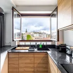 Appartement de 323 m² avec 1 chambre(s) en location à Paris