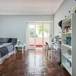 Rent a room in lisbon