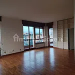 Rent 4 bedroom house of 170 m² in Milan