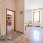 Rent 9 bedroom apartment of 200 m² in Roma