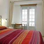 Rent 5 bedroom apartment in Lisbon