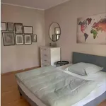 Rent a room of 80 m² in Frankfurt am Main