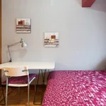 Rent 6 bedroom apartment in Madrid