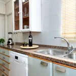 Rent 2 bedroom house of 250 m² in Marbella