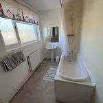 Rent 1 bedroom flat in Swansea