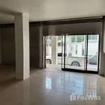 Rent 3 bedroom house of 300 m² in Bangkok