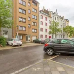 Rent 1 bedroom apartment of 30 m² in Dusseldorf