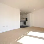 Flat to rent in High Street, Reading RG1