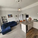 Rent 2 bedroom apartment in Torquay