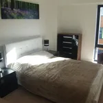 Rent 1 bedroom flat in Wakefield