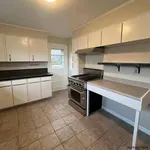 Rent 3 bedroom apartment in Kingston