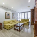 Alquilo 4 dormitorio apartamento de 157 m² en Valencia