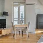 Rent 2 bedroom apartment of 40 m² in Paris