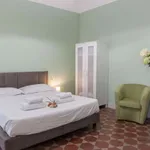 Rent 3 bedroom apartment in florence