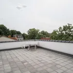 Rent a room of 100 m² in berlin