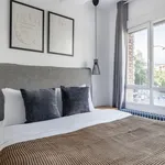 Alquilo 2 dormitorio apartamento de 743 m² en Madrid