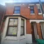 Rent 6 bedroom house in East Midlands