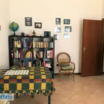 Rent 2 bedroom apartment of 90 m² in Naples