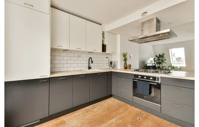 Huur 3 slaapkamer appartement van 79 m² in Jordaan