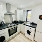 Rent 2 bedroom flat in Royal Leamington Spa