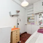 Rent a room in Madrid']