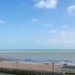 Rent 2 bedroom apartment in Worthing