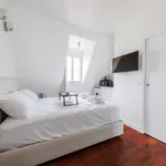 Appartement de 110 m² avec 1 chambre(s) en location à Paris