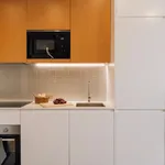 Rent 1 bedroom apartment in Lisbon